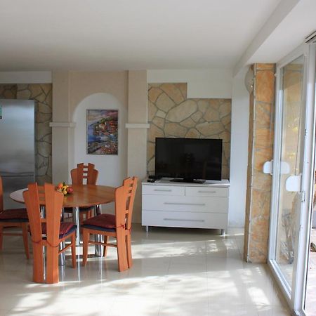 Pile Apartments 7 Omiš Dış mekan fotoğraf